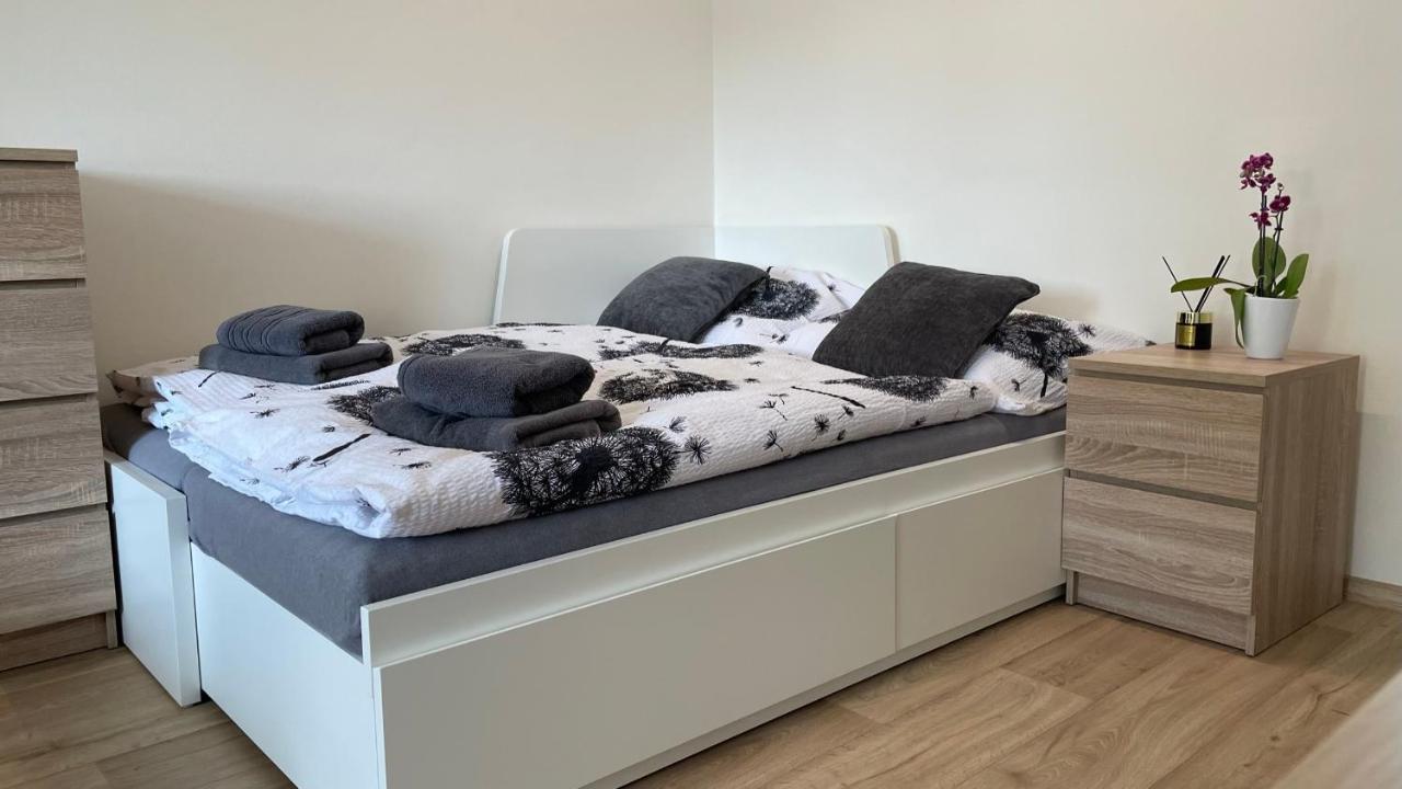 Apartman Na Zahradni Kyjov  Buitenkant foto